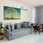 Eleonora Hotel Apartments