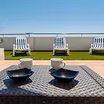 Makenzy Seaview Penthouse