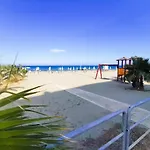 Sea-Esta Seaview Apartment, 200 Meters To The Beach