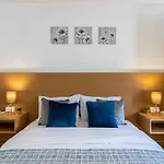 Blue Ivy 1-Br Apt In Larnaca Center