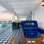 Liv Urban Suites