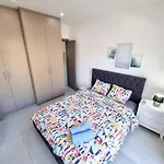 Sea La Vie Seaview Apartment