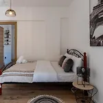 Terre 1-Br Apt In Larnaca + Balcony