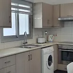 Phaedrus Living: City Center Cozy Flat Demetra 102