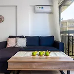 Berries 1-Br Apt In Larnaca