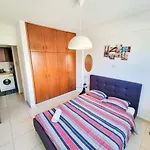 Seaside Heaven Apartment With Pool