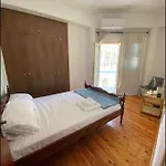 2 Bedroom Apt In Ermou 4 Minute Walk Beach