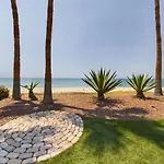 Amazing Frontline Beach Villa