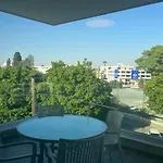 Phaedrus Living Coral Suites Harmony
