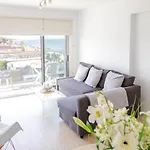 Seaview Apartment