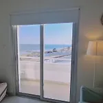 Stay Beach Wave Apartment