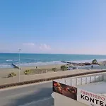 Stay Beach Wave Apartment