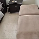 2 Bedroom Apartment In Makenzi