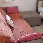 2 Bedroom Apartment In Makenzi