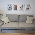 Sunorama Waterfront Apartment