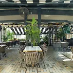 Leonardo Boutique Hotel Larnaca