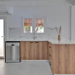 Phaedrus Living: Luxury Residence Faneromeni