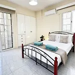 Serenity Sunrise Holiday Apt - Larnaca
