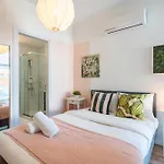 Hue 1-Bedroom Apartment In Larnaca