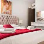 Mesogios House Suites