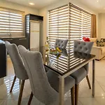 Mesogios House Suites