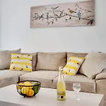 Lemon Paradise City Centre 200M From Beach