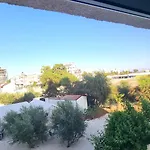 Beachside Comfort - 2Br Apt,5 Min To The Beach