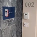 11 Suites - Urban Oasis Suite