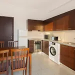 City Center Top Floor Big Balcony 2Br Close To The Beach
