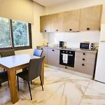 Mimi\'S Sunny Beach Apartment