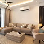Mackenzie Sands 2 Bdr Luxe Flat