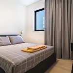 Mackenzie Sands 2 Bdr Luxe Flat
