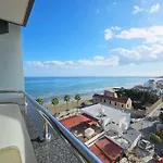 Dios Ponte Finikoudes Beachfront