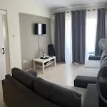 Ptolemaidos Cosy Family Apartment