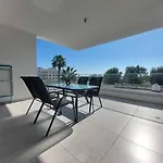 Luxury 2 Bedroom Apartment 301