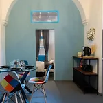 Blue Haven - 2-Br Artistic Escape In Larnaca