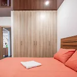 Mackenzie Suite