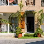Rosemont - Stylish Studio W Balcony In Larnaca
