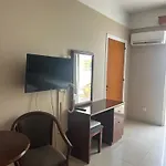 Ellis Hotel Apartments