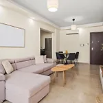 Downtown Finikoudes Beach Apartment