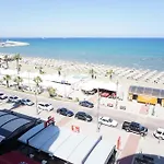 Lazuli Sea View Beachfront Ap 43