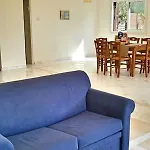 Larnaka Beach House 3