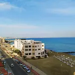 Mackenzie Beach Hotel