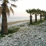 Il Mare Beach House