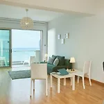 Finikoudes Luxury Apartments