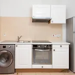 Olympia Flat 201