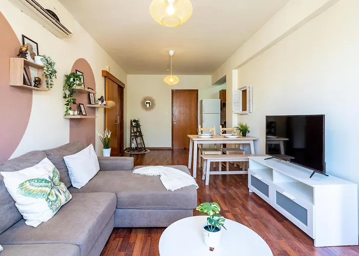 Celine\'S 2 Bedrooms Apartment In Larnaca Center