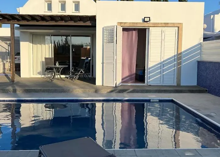 Mykonian Style Private Villa By The Sea