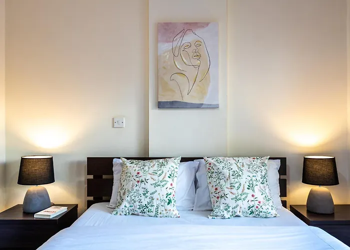 Freya 1-Bedroom Apartment In Larnaca