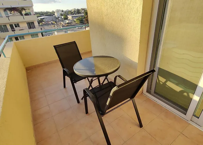 Maestro II Apartment